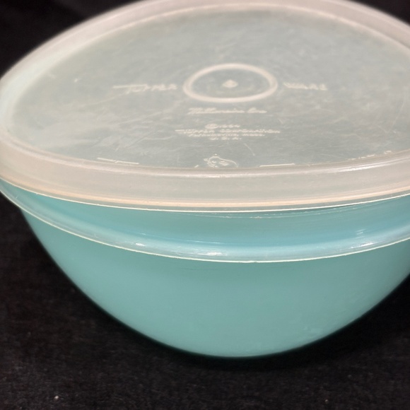 1954 TUPPERWARE Sheer Blue Round 6" Container #234-4 & Clear Lid #227-6 - Picture 1 of 6
